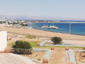 Sunny Dahab
